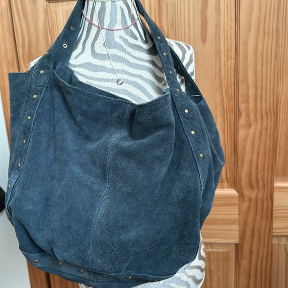 STEVE MADDEN TRIXI COW SUEDE TOTE WITH GOLD STUDS NWT - BLUE SLATE - Picture 5 of 16